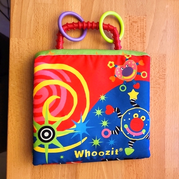 Manhattan Toy Photo Album Soft Cloth Book for Baby - Picture 1 of 4